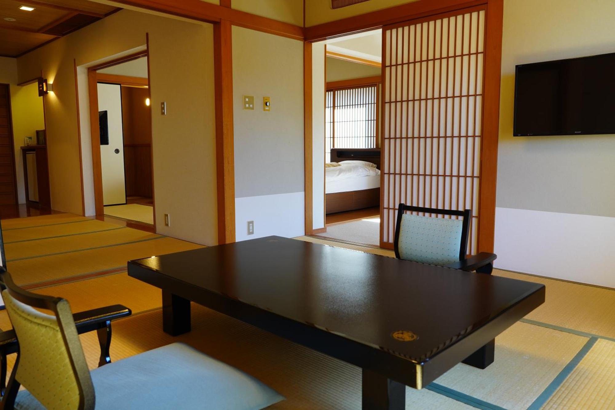 Yoshimatsu Hotel Hakone Exterior photo