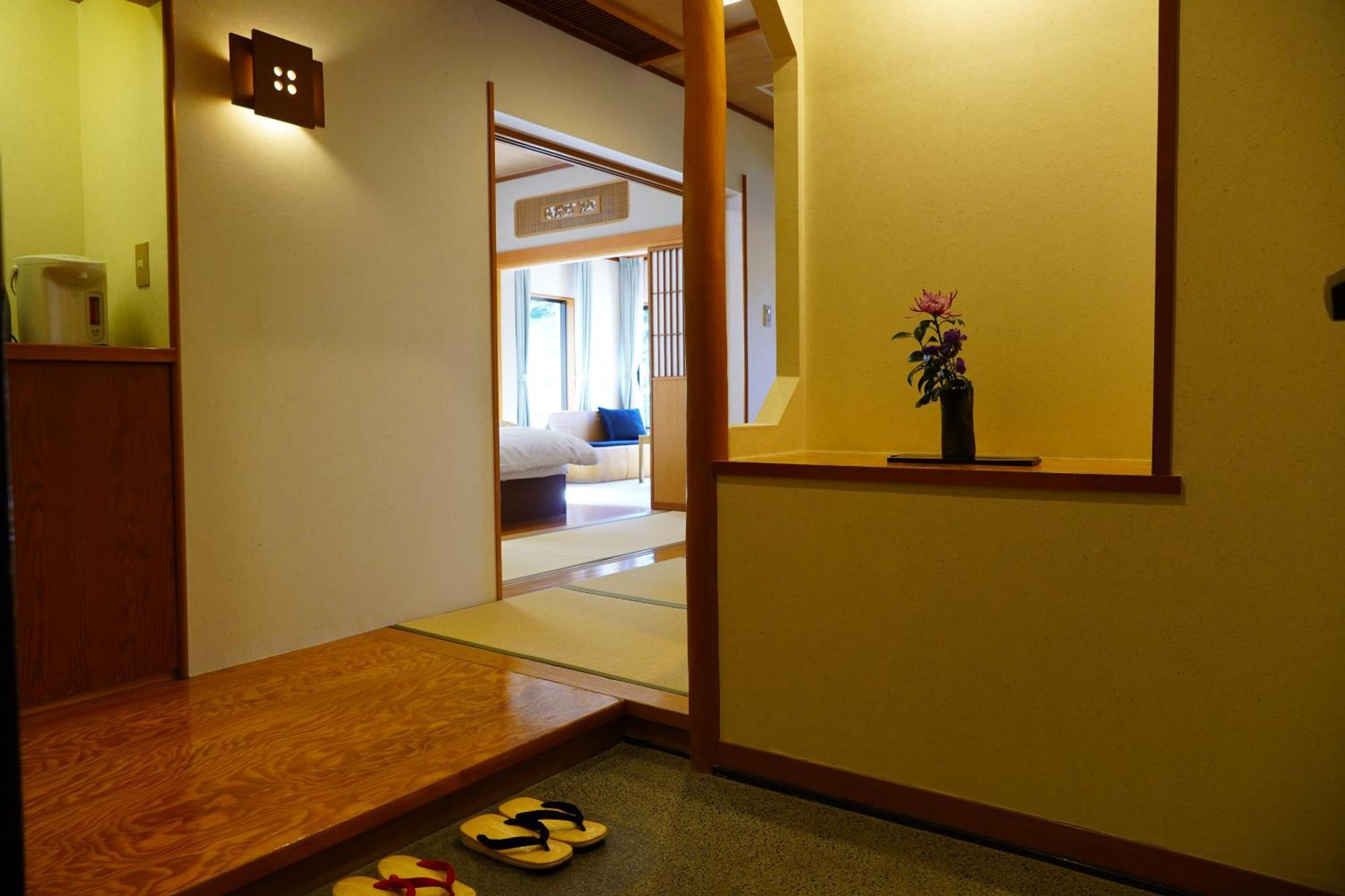 Yoshimatsu Hotel Hakone Exterior photo