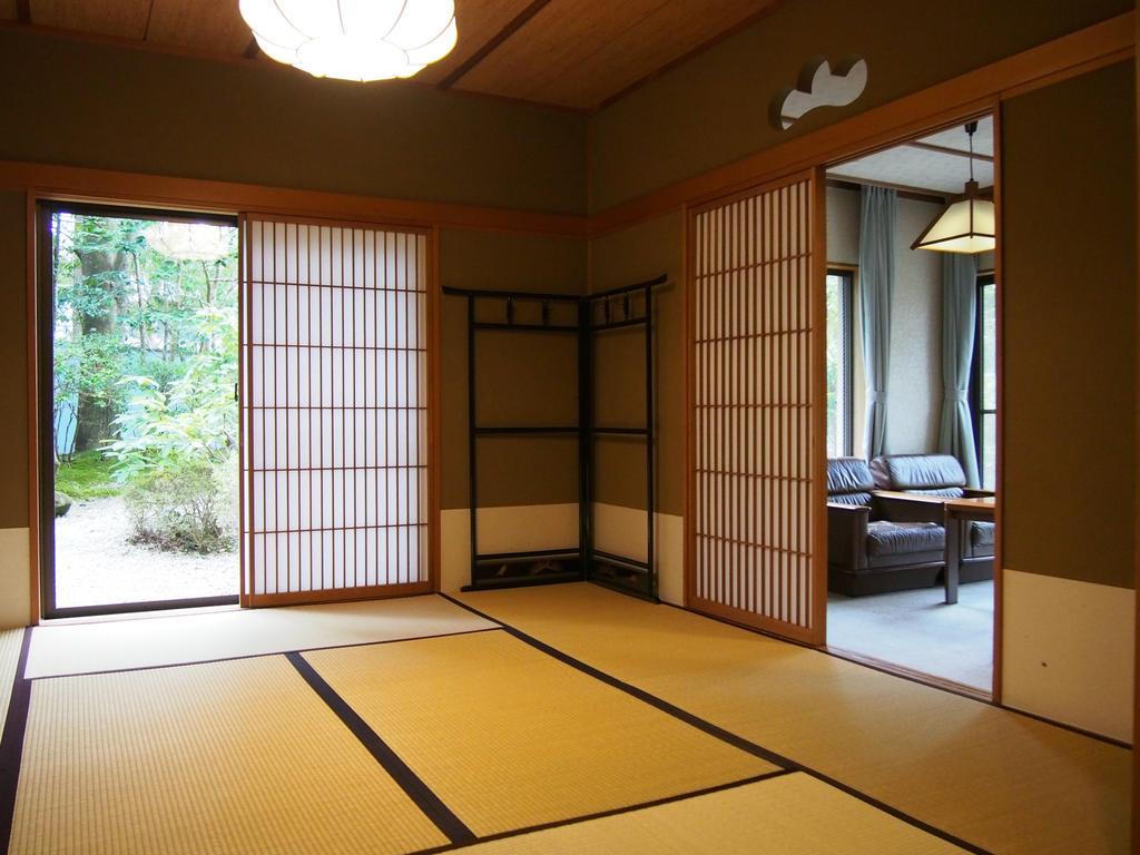 Yoshimatsu Hotel Hakone Exterior photo